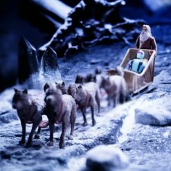 SUPER7 G.I. Joe ReAction Figures - Arctic Rescue Vehicle (Snake Eyes & Blind Woodsman) -SUPER7 SHOP RE GIJoe W1c ArcticRescueVehicle hero5 2048