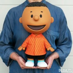 SUPER7 Peanuts SuperSize Vinyl Figure - Franklin Jacket -SUPER7 SHOP SZ PEANUTS Franklin Jacket ScaleHero comp