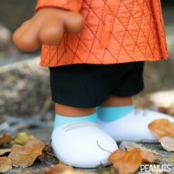 SUPER7 Peanuts SuperSize Vinyl Figure - Franklin Jacket -SUPER7 SHOP SZ PEANUTS Franklin Jacket Teaser comp